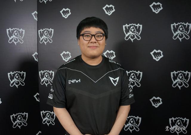 国羽经历了 国羽经历了