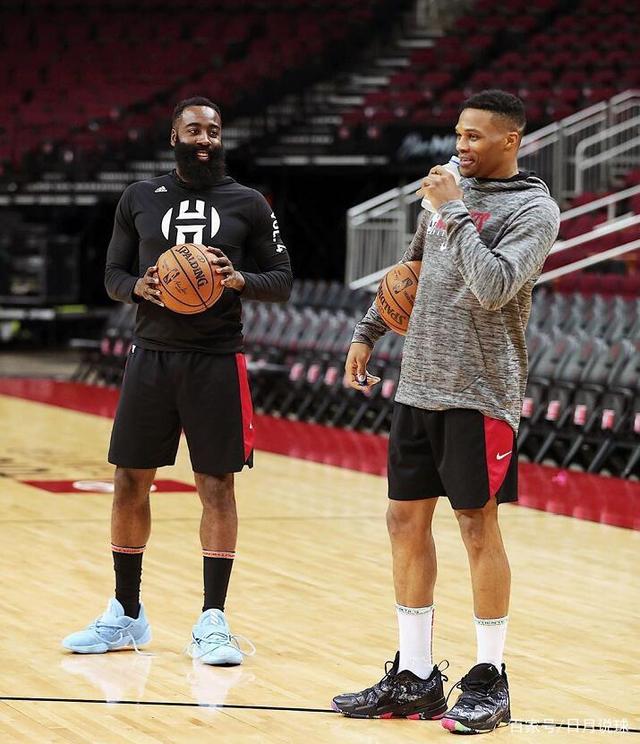 低位牵制与 低位牵制与